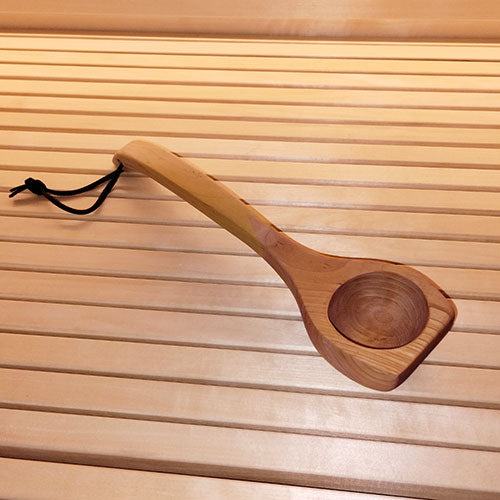 SaunaLife Accessory Package 4 Wooden 1-Gallon Sauna Bucket Set with Wood Ladle and Thermometer